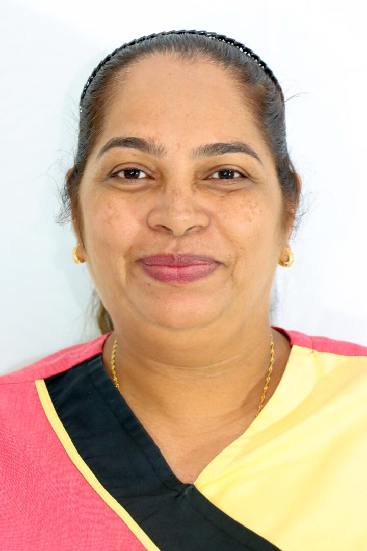 SHEILA FRANZINA FERNANDES